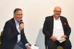 Jochen Kunath und Jürgen Mäder im Gespräch